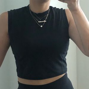 Lululemon workout crop